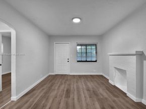 547 NW 49th St, Miami FL 33127