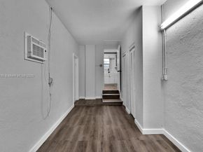 547 NW 49th St, Miami FL 33127