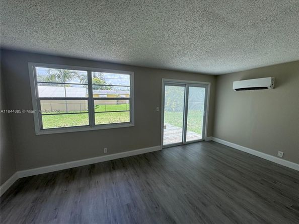 601 NW 65th Ave, Margate FL 33063