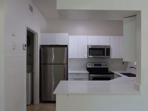 18340 NW 68th Ave A, Hialeah FL 33015