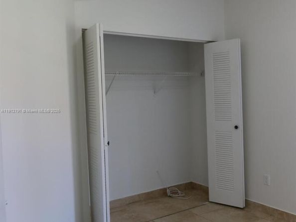 18340 NW 68th Ave A, Hialeah FL 33015