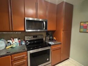 10047 Winding Lake Rd 203, Sunrise FL 33351