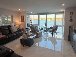 1501 SW 134th Way 301D, Pembroke Pines FL 33027