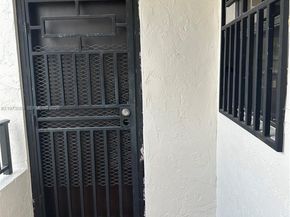 10839 NW 7th St 1224, Miami FL 33172