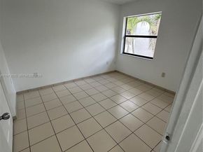 10839 NW 7th St 1224, Miami FL 33172