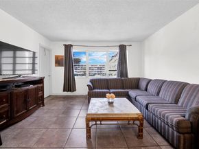410 SE 2nd St 220, Hallandale Beach FL 33009