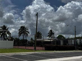 10000 Olive St, Miramar FL 33025