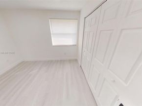 20230 NE 3rd Ct 6, Miami FL 33179