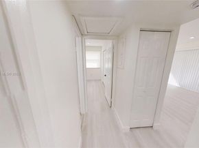 20230 NE 3rd Ct 6, Miami FL 33179