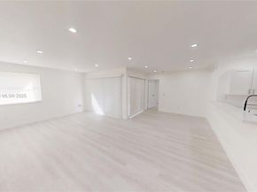 20230 NE 3rd Ct 6, Miami FL 33179