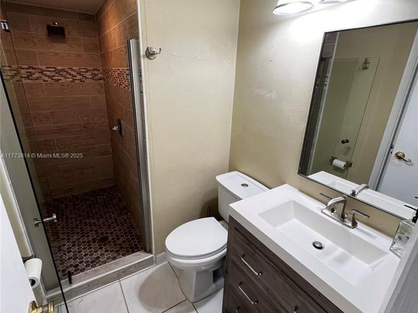 9273 SW 8th St 308, Boca Raton FL 33428
