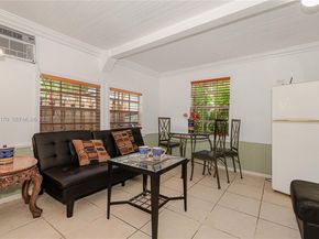 1611 Fletcher St, Hollywood FL 33020