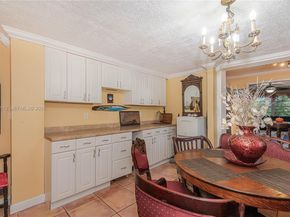 1611 Fletcher St, Hollywood FL 33020