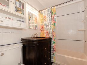 1611 Fletcher St, Hollywood FL 33020