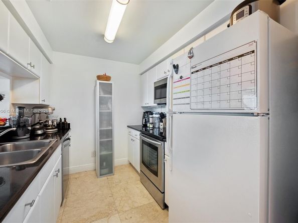 2475 Brickell Ave 1805, Miami FL 33129