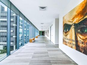 460 NE 28th St 3904, Miami FL 33137