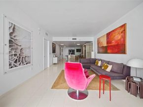 460 NE 28th St 3904, Miami FL 33137