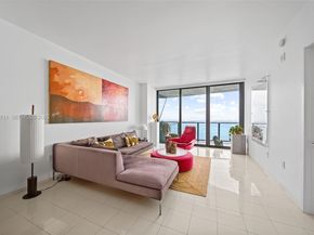 460 NE 28th St 3904, Miami FL 33137