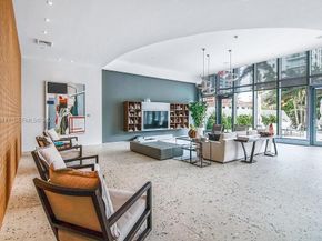 460 NE 28th St 3904, Miami FL 33137