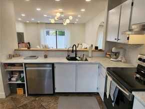 11763 NW 11th St, Pembroke Pines FL 33026