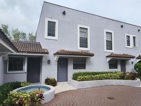 11763 NW 11th St, Pembroke Pines FL 33026