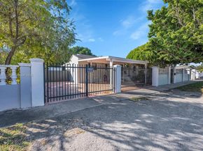 462 E 39th St, Hialeah FL 33013