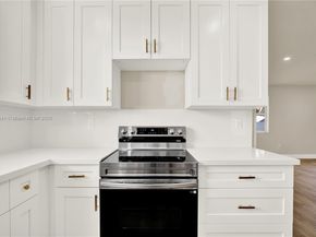 131 NE 18th St, Homestead FL 33030