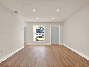 131 NE 18th St, Homestead FL 33030