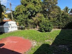 1077 NE 157th Ter, North Miami Beach FL 33162