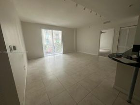 7265 SW 89th St A211, Miami FL 33156