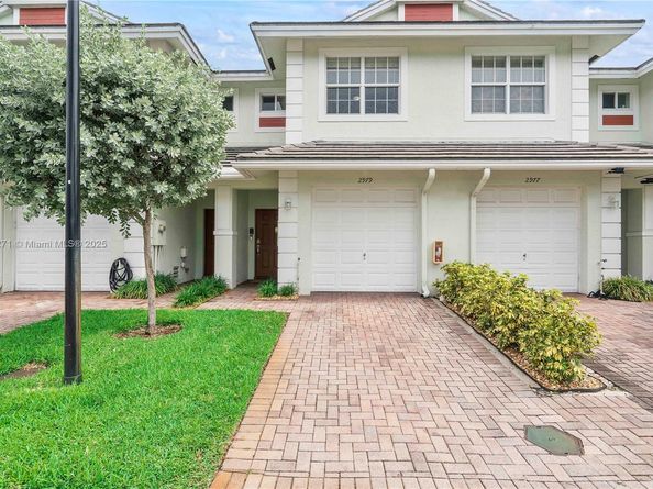 2979 NW 30th Pl, Oakland Park FL 33311