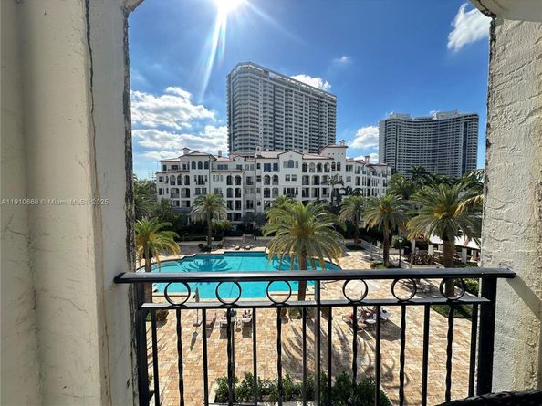 3900 Island Blvd B303, Aventura FL 33160