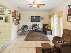 811 NW 196th Ter, Miami Gardens FL 33169