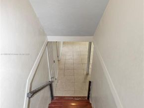 811 NW 196th Ter, Miami Gardens FL 33169