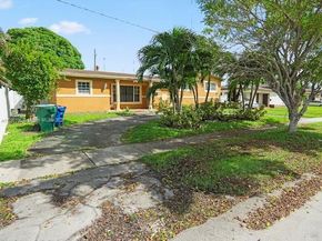 811 NW 196th Ter, Miami Gardens FL 33169