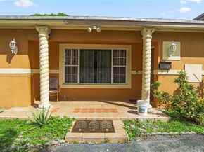 811 NW 196th Ter, Miami Gardens FL 33169