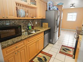811 NW 196th Ter, Miami Gardens FL 33169