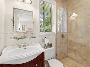 6900 Altamira St, Coral Gables FL 33146