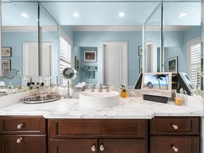 6900 Altamira St, Coral Gables FL 33146