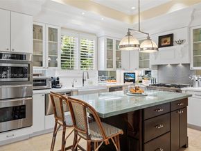 6900 Altamira St, Coral Gables FL 33146