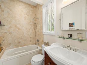6900 Altamira St, Coral Gables FL 33146