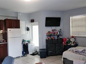 4419 NW 17th Ave, Miami FL 33142