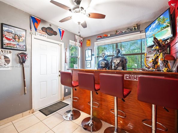 3800 SW 68th Ave, Miami FL 33155