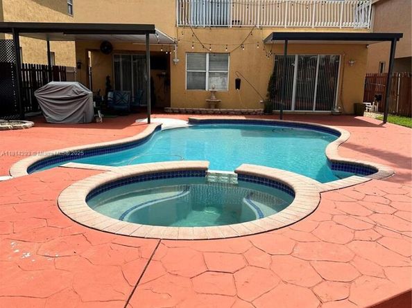 5320 SW 130th Ter, Miramar FL 33027
