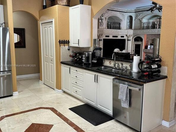 5320 SW 130th Ter, Miramar FL 33027