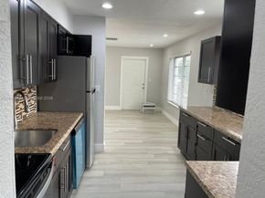 6241 NW 12th St, Sunrise FL 33313