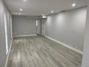 6241 NW 12th St, Sunrise FL 33313