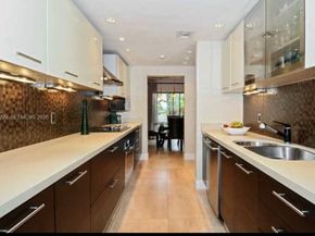 2991 Lakewood Ln 329, Hollywood FL 33021