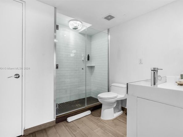1100 West Ave 1420, Miami Beach FL 33139