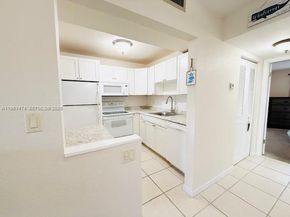 3061 NW 47th Ter 228B, Lauderdale Lakes FL 33313